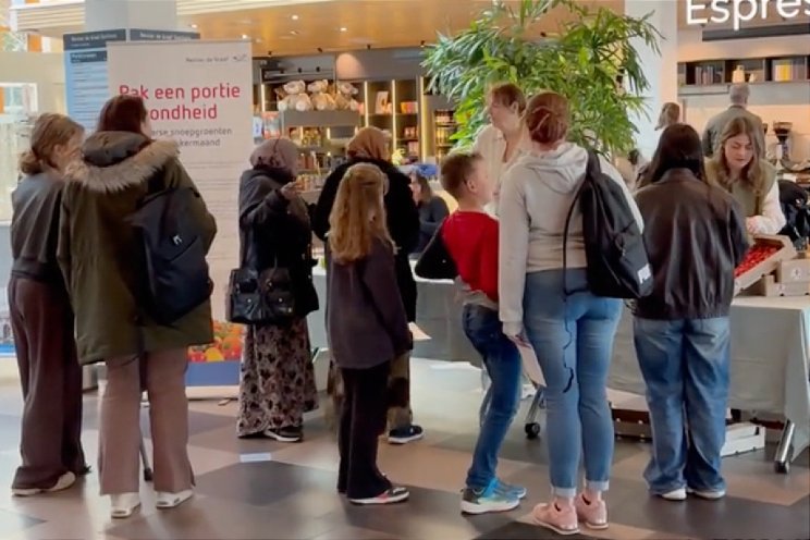 Honderden snackgroenten voor ziekenhuis