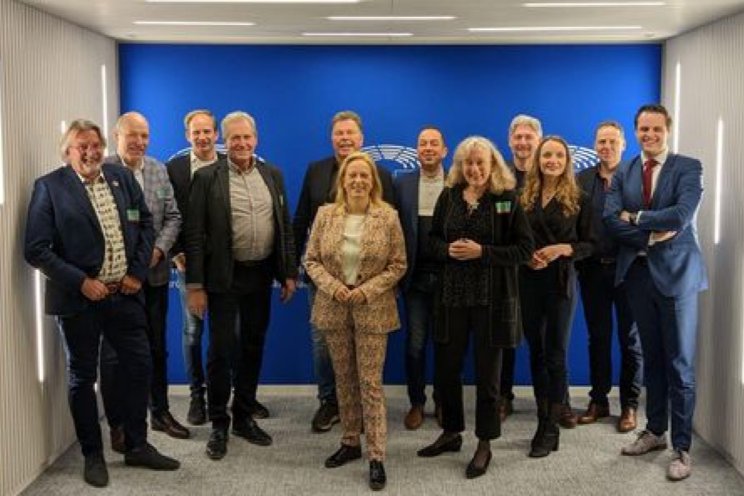 Glastuinbouw Nederland in Brussel voor gesprekken Glastuinbouw Nederland in Brussel voor gesprekken