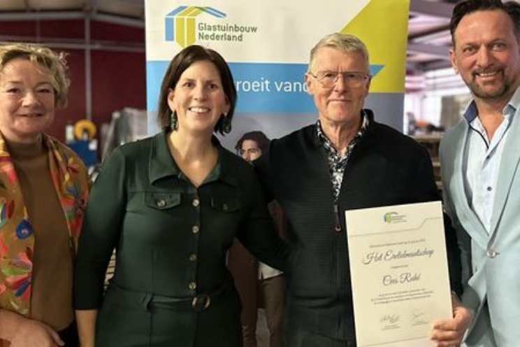 Erelidmaatschap voor vertrokken Cees Ruhé Erelidmaatschap voor vertrokken Cees Ruhé