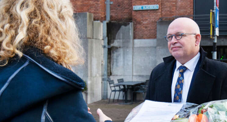 'Vertrek minister Staghouwer komt op zorgelijk moment' 'Vertrek minister Staghouwer komt op zorgelijk moment'