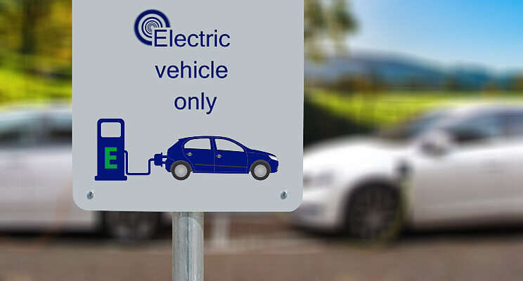 'Vanaf 2025 elektrisch rijden verplicht bij zakelijke lease'